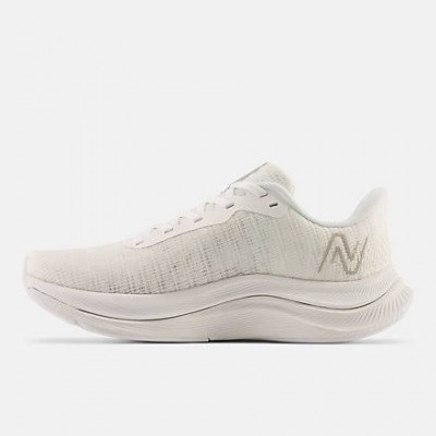 New Balance FuelCell  Propel v4 -WFCPRLW4